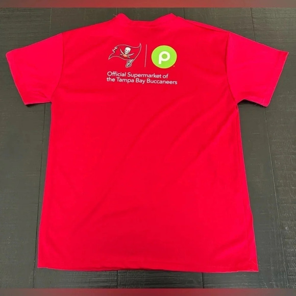 Tampa Bay Buccaneers Game Day Logo T-Shirt  Red Men’s Size XL - Picture 2 of 4